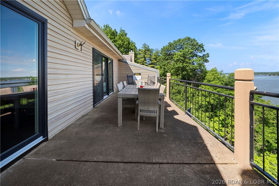 The Falls Condo - Residential
