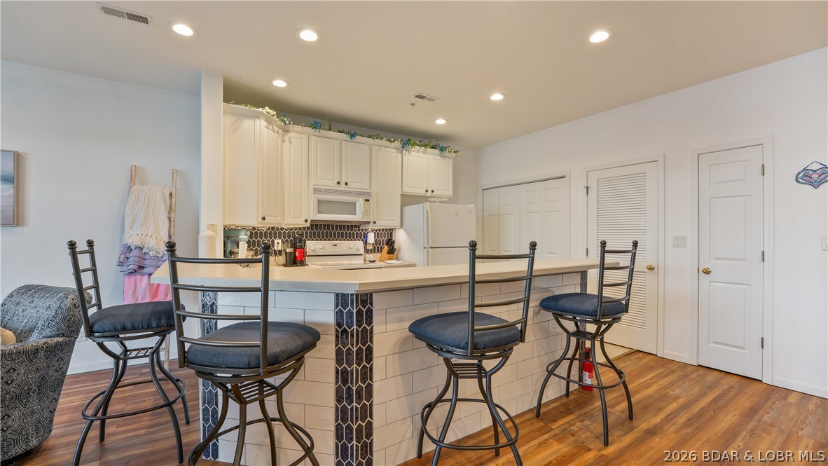 Stoneledge Condominium - Residential