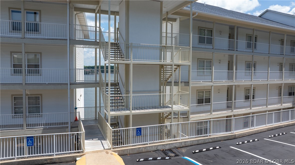 Stoneledge Condominium - Residential