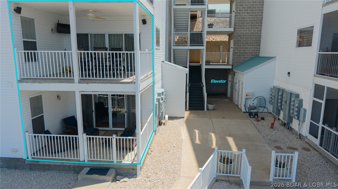 Newport Condominium - Residential