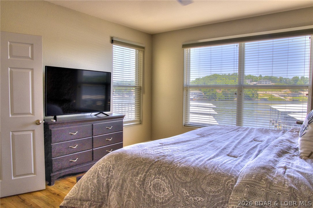Newport Condominium - Residential