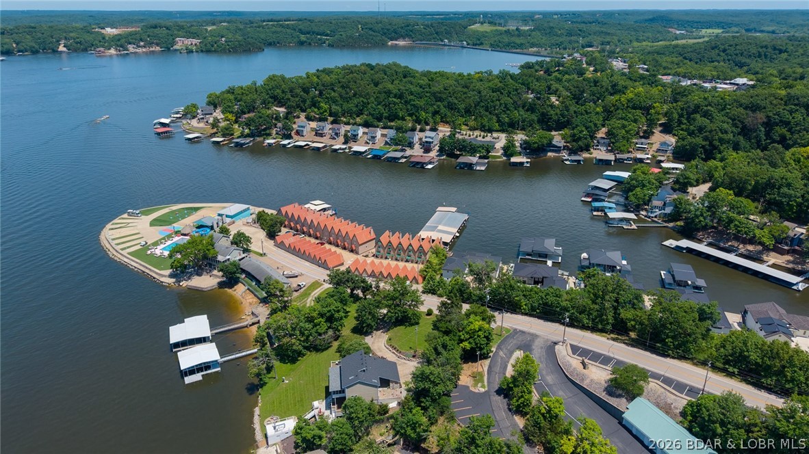 Newport Condominium - Residential