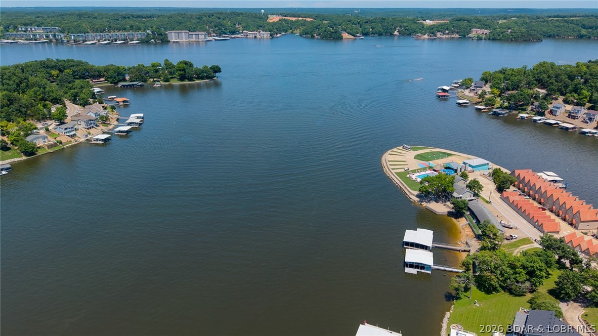 Newport Condominium - Residential