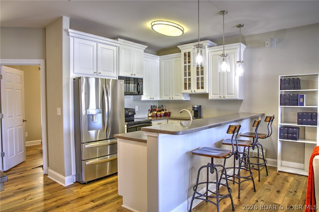Newport Condominium - Residential