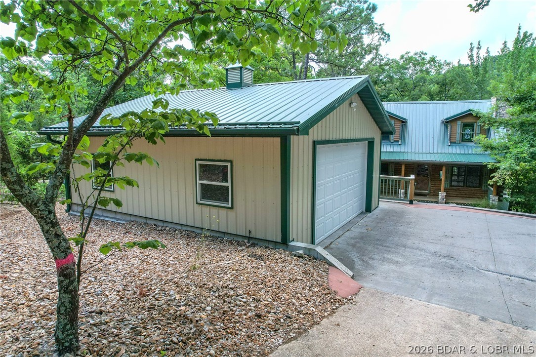 El Tampa Acres - Residential