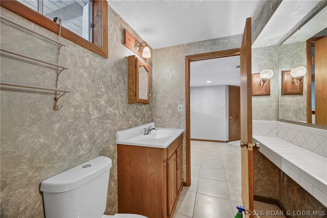 El Tampa Acres - Residential