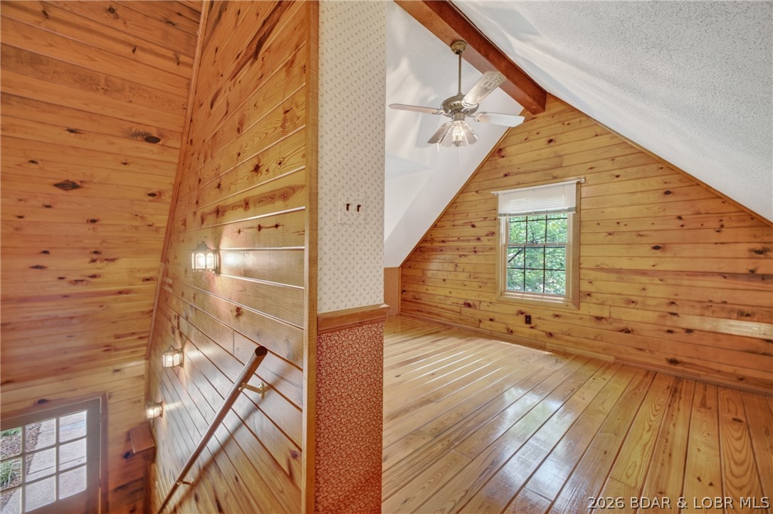 El Tampa Acres - Residential