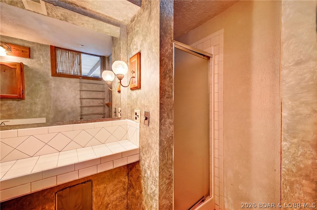 El Tampa Acres - Residential