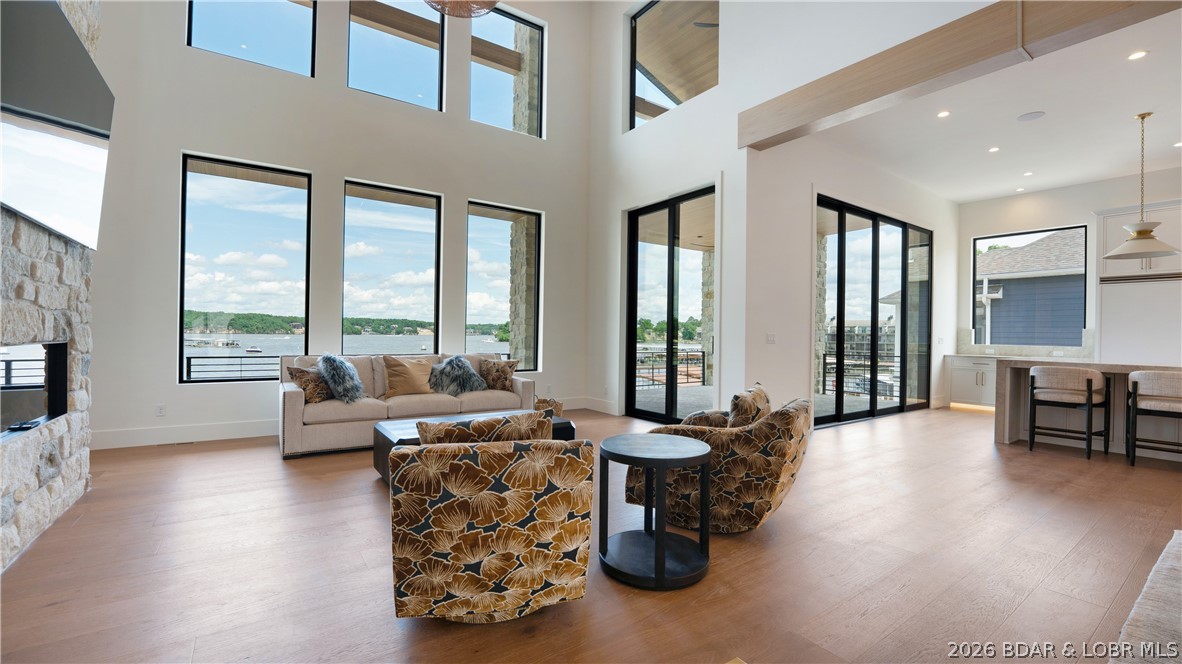 Casas Del Lago - Residential