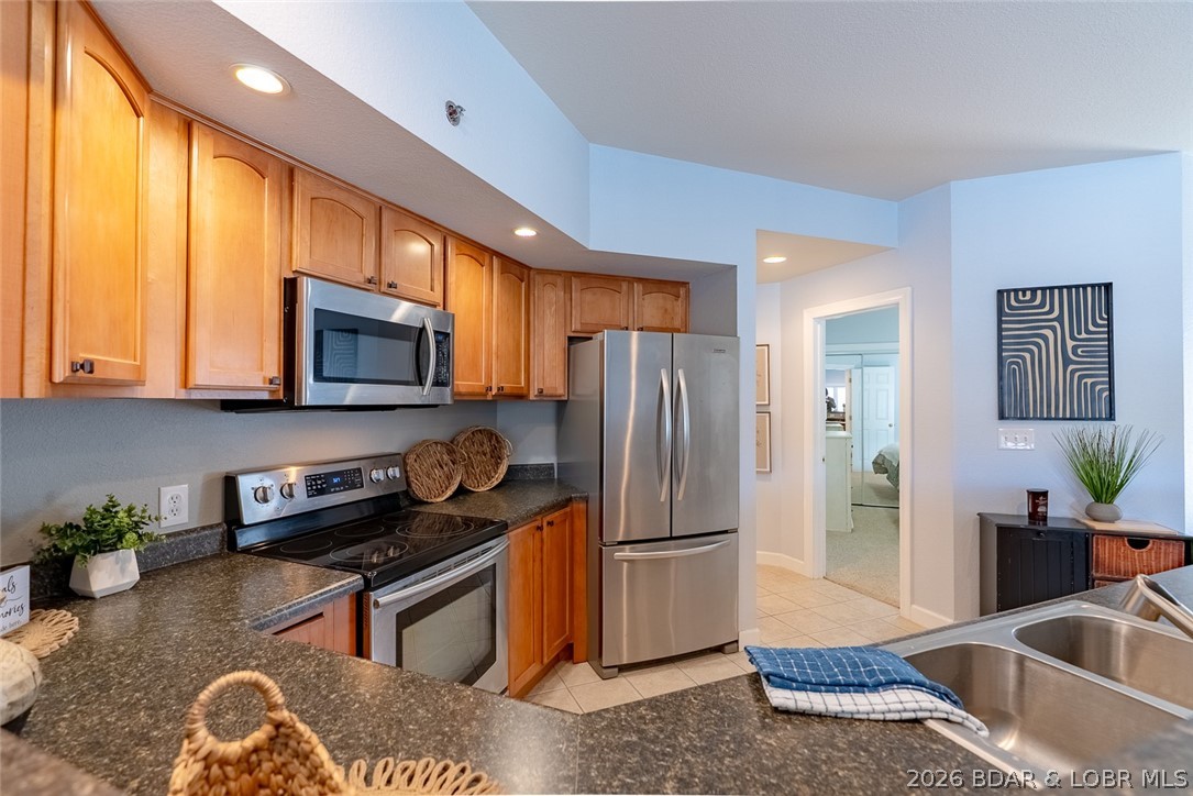 Lighthouse Pointe Condominium - Residential