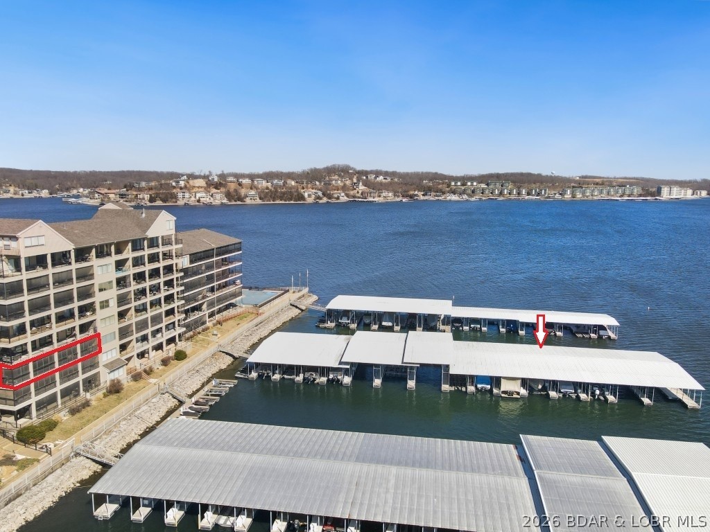 The Falls Condo - Residential