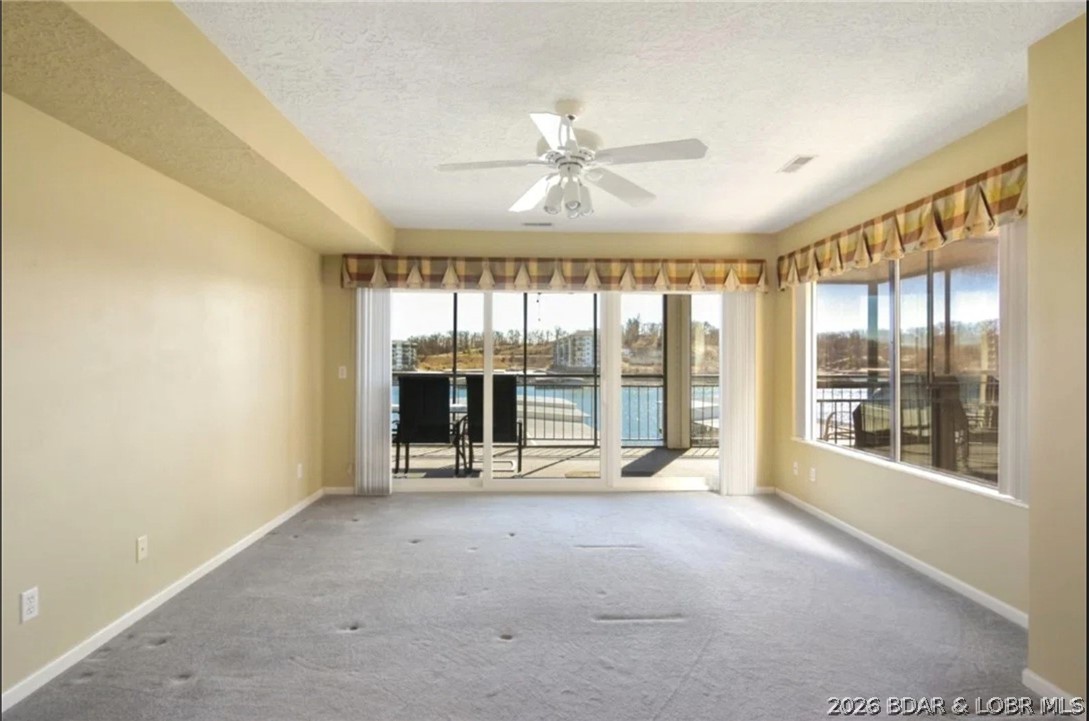 The Falls Condo - Residential