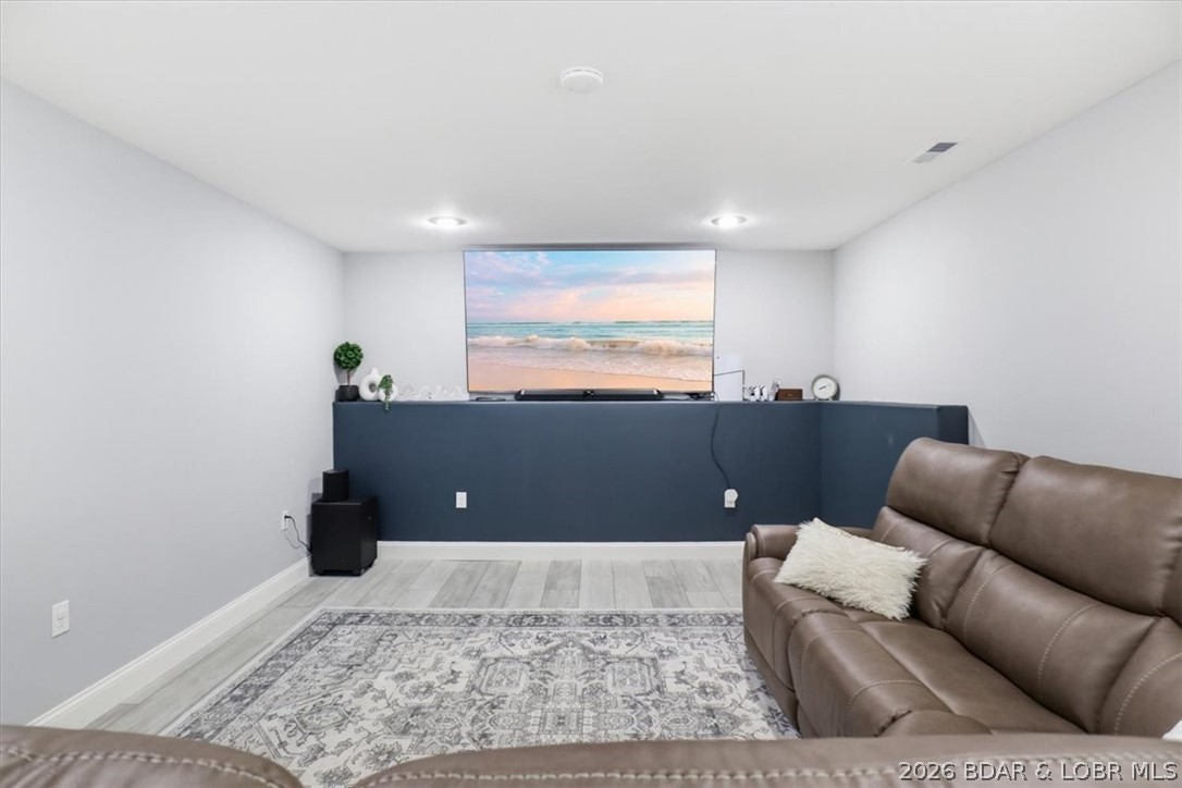 Four Seasons - Residential