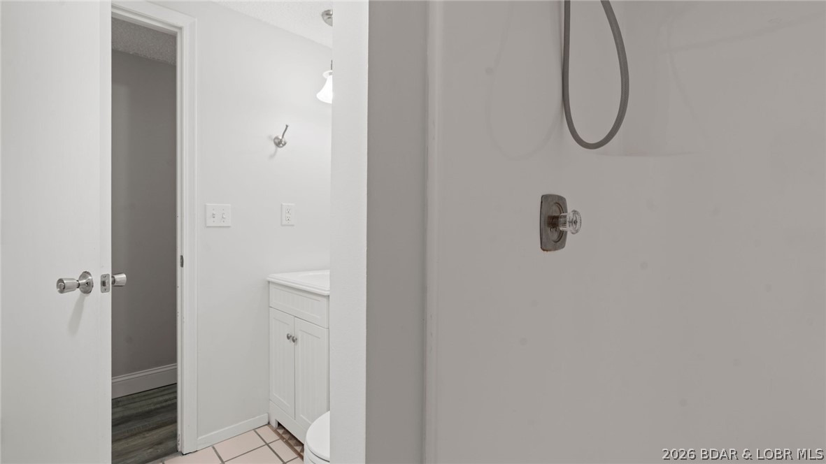 Cedar View Cove Condominium - Residential