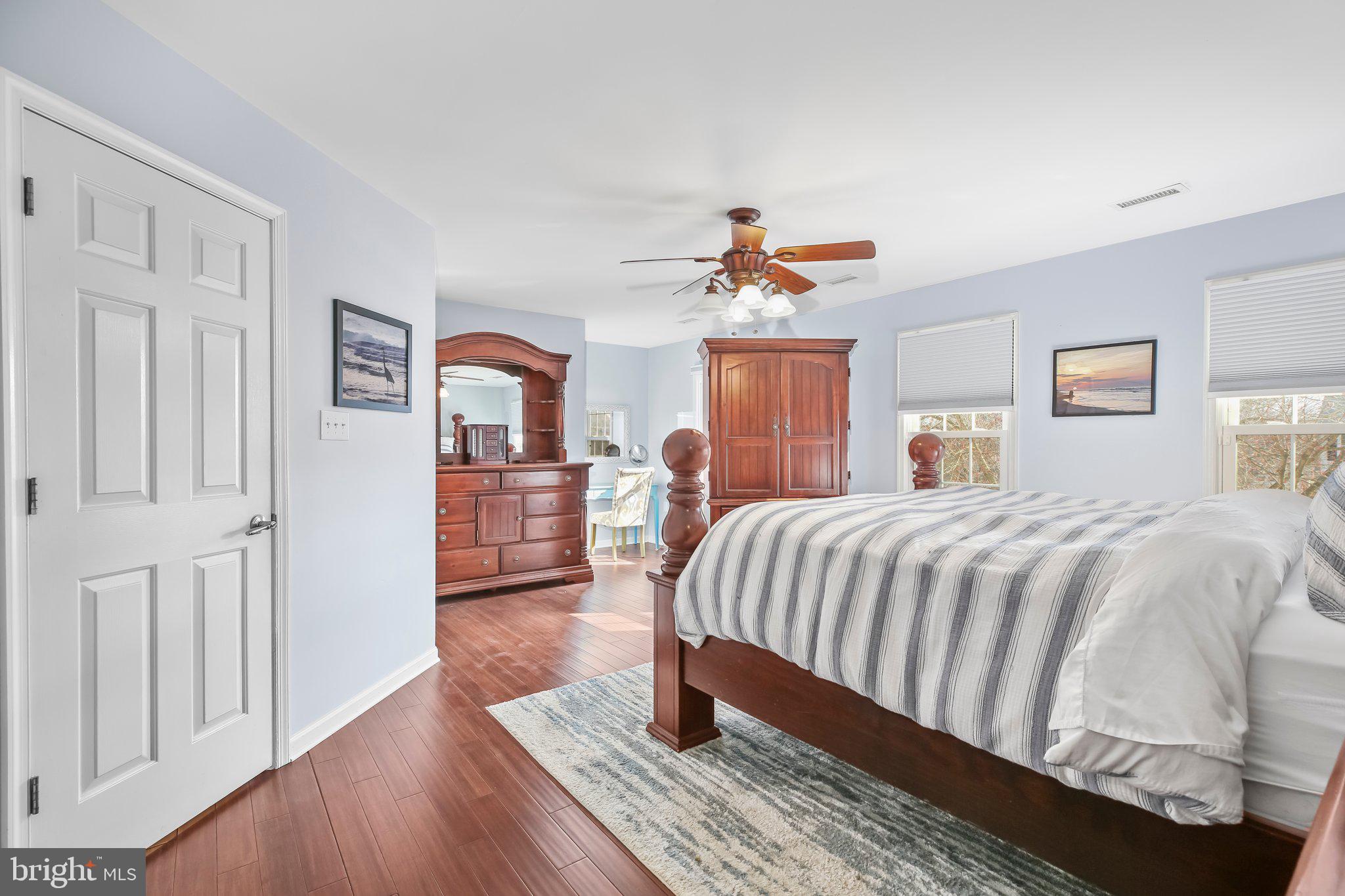 FOX POINT - Residential