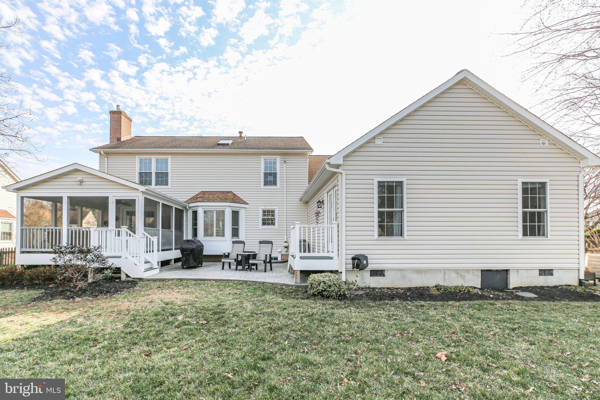 FOX POINT - Residential