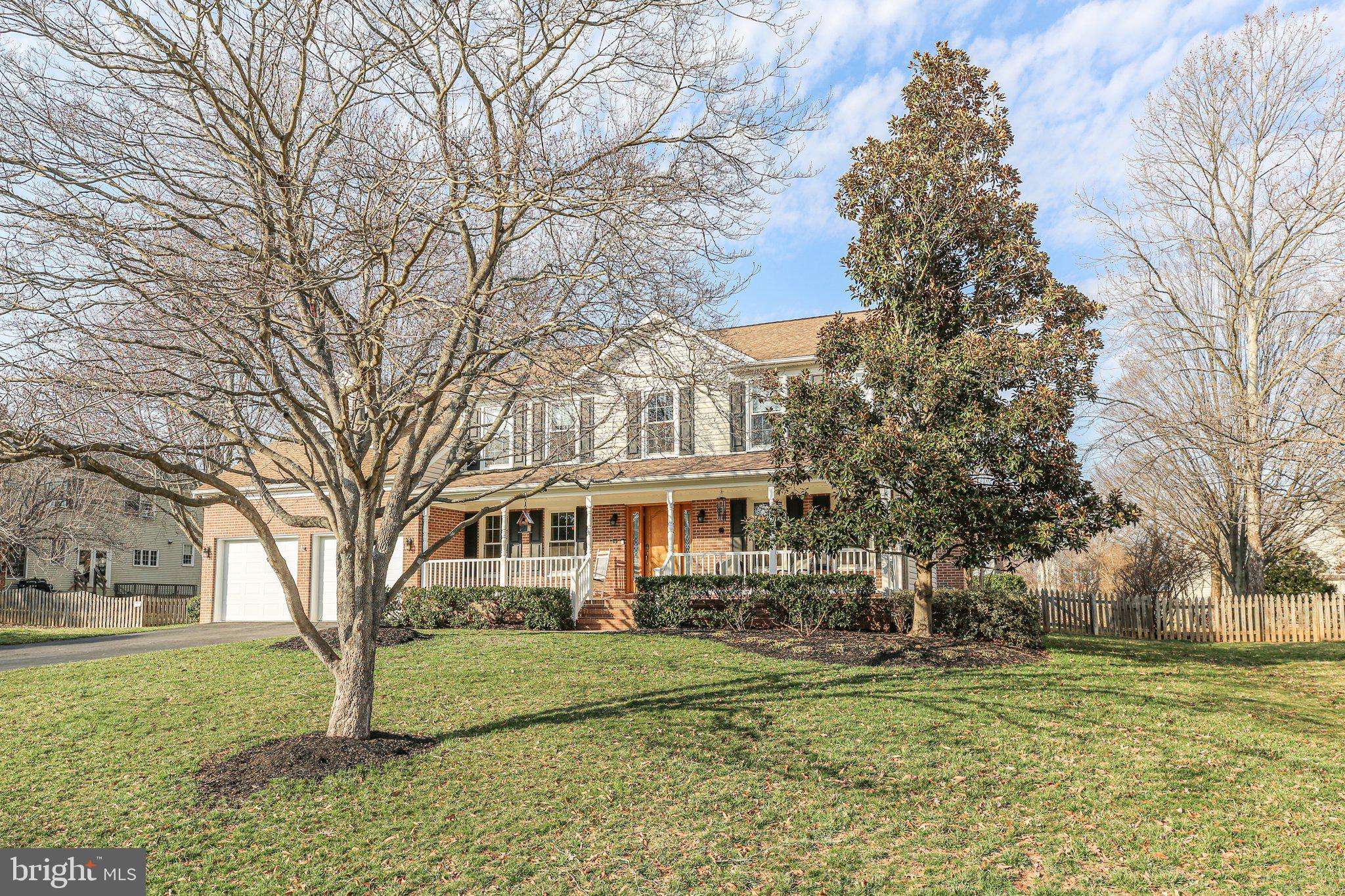 FOX POINT - Residential