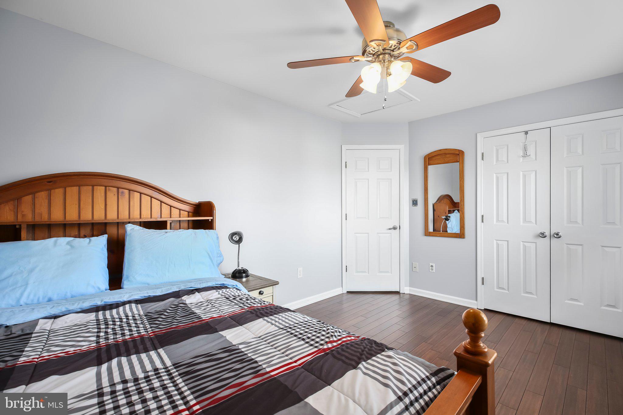 FOX POINT - Residential