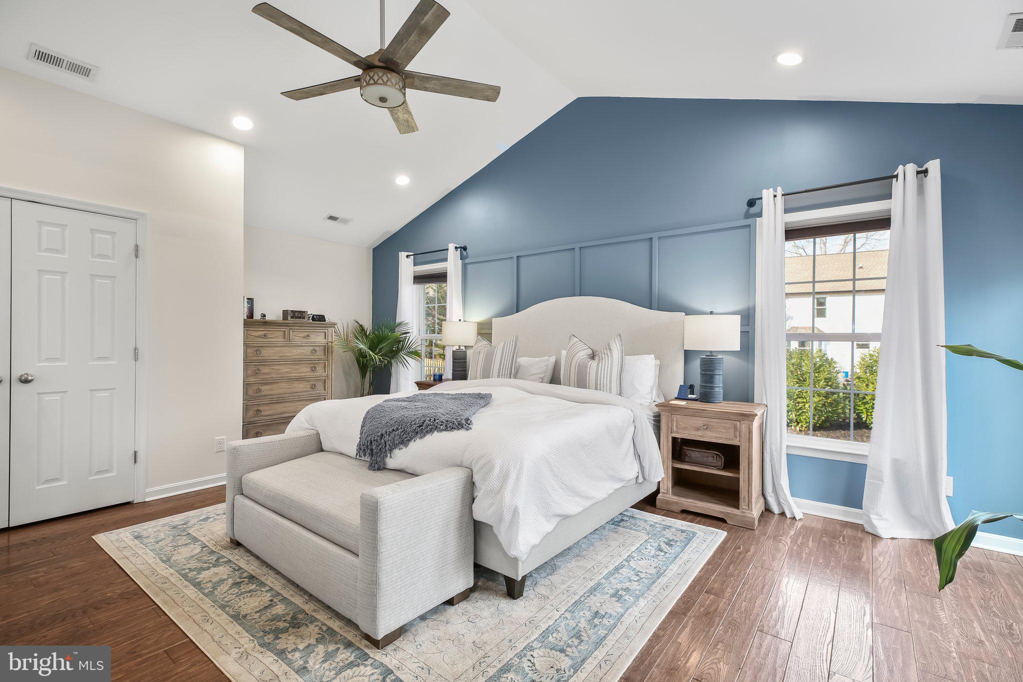 FOX POINT - Residential
