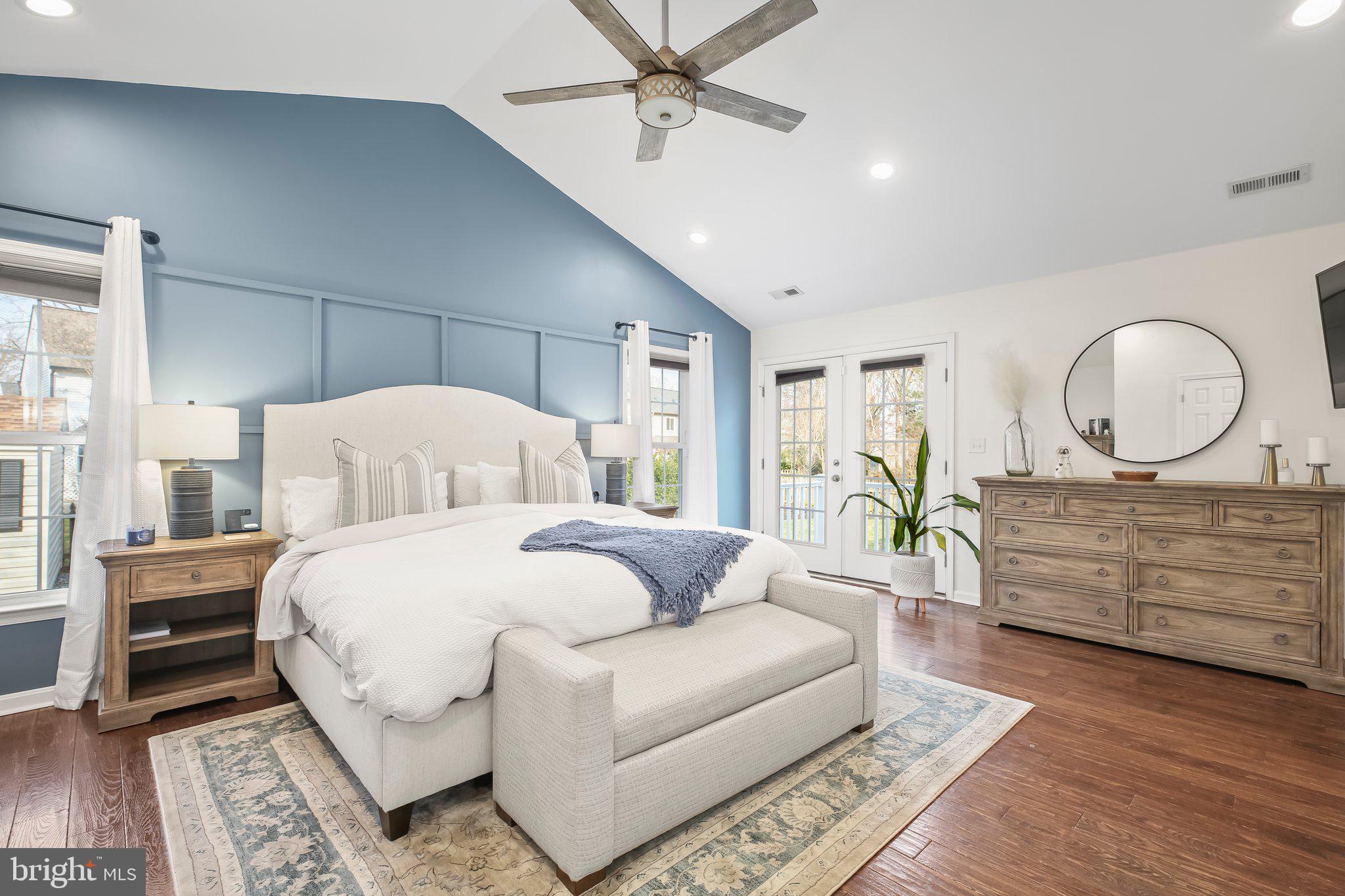 FOX POINT - Residential