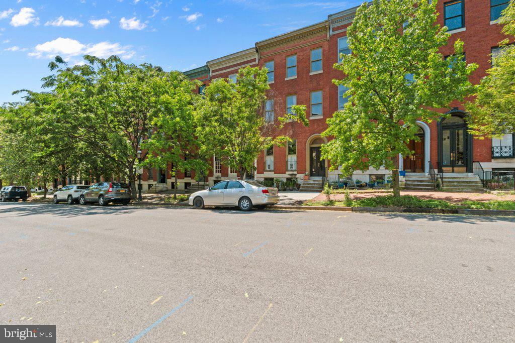 BOLTON HILL HISTORIC DISTRICT - Residential Income