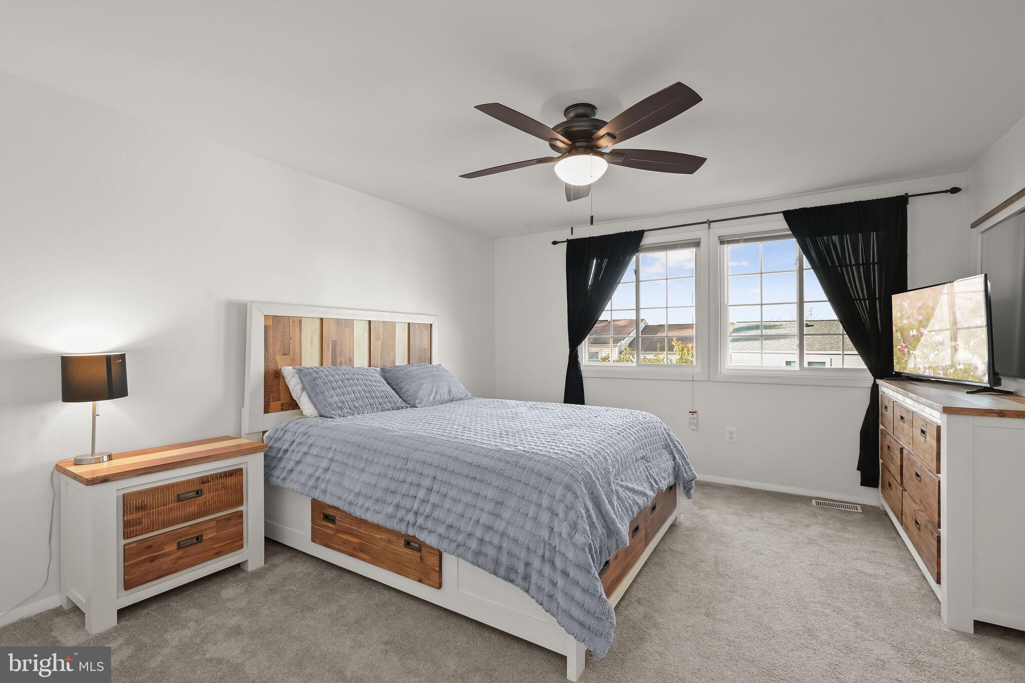 AMBER MEADOWS - Residential