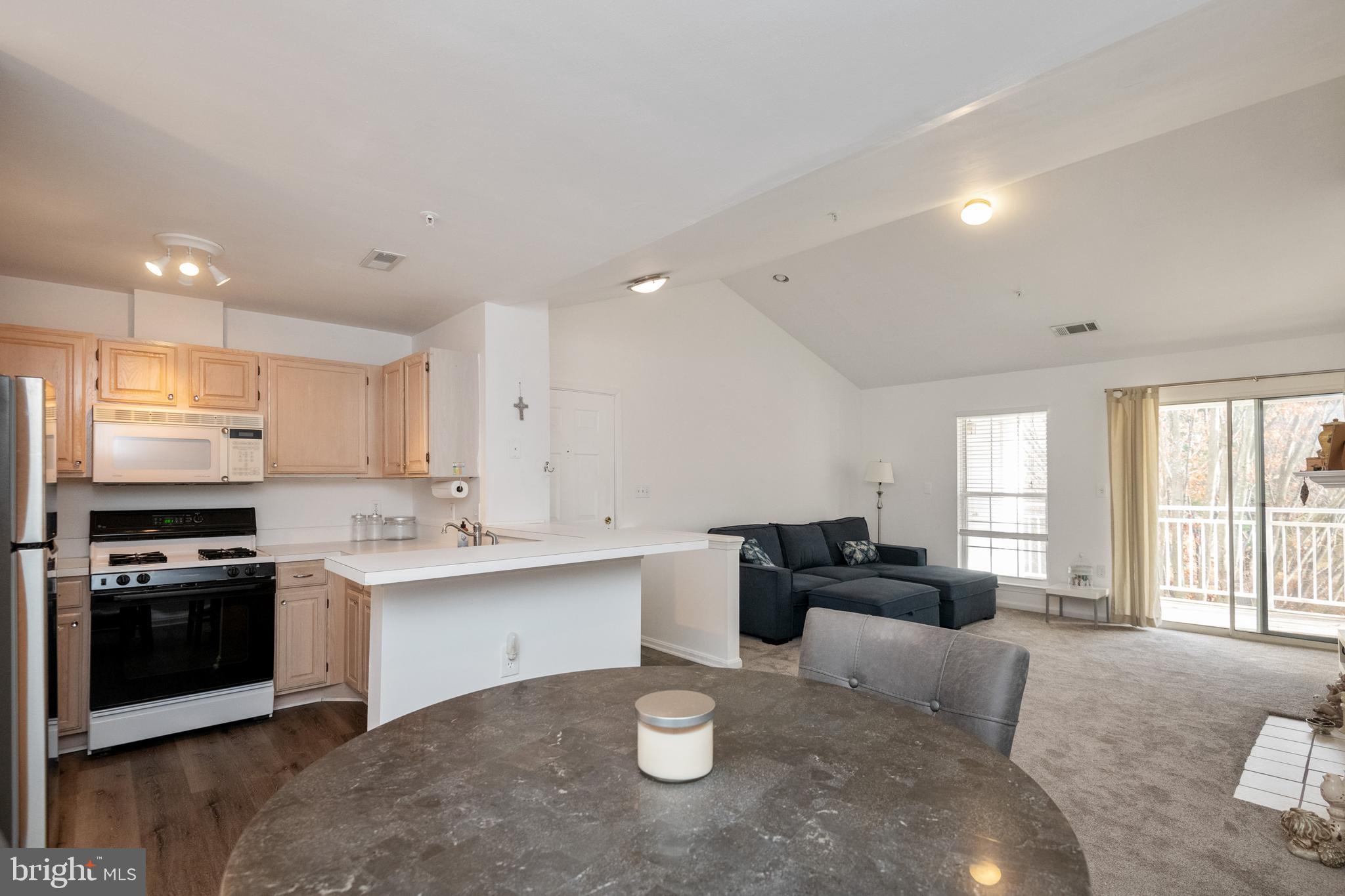 SILVERBROOK FARMS - Residential