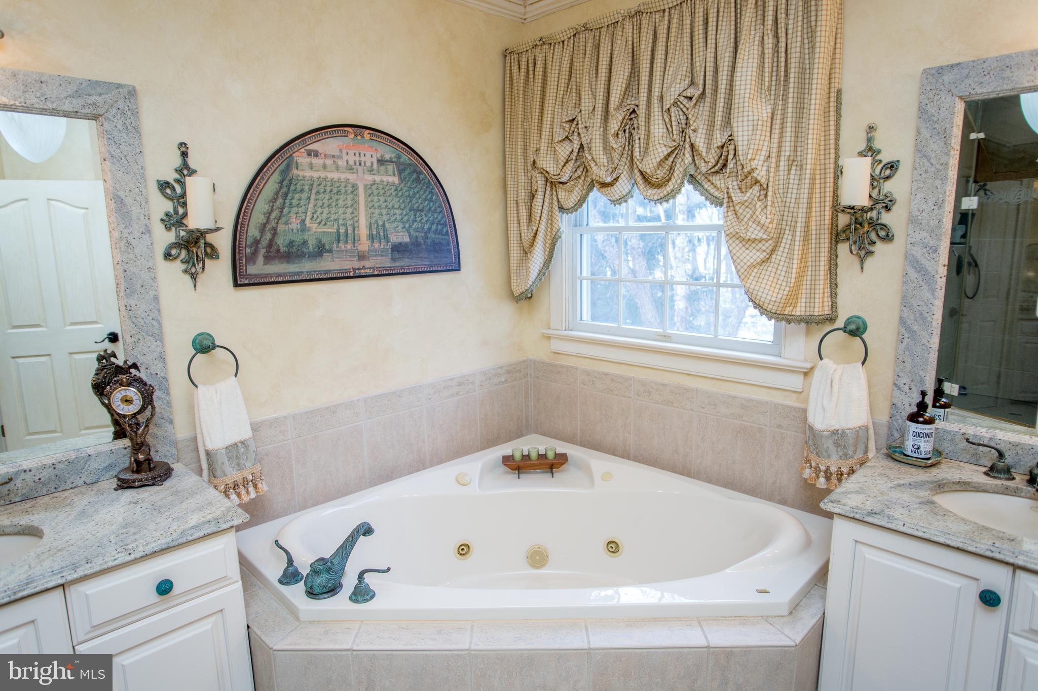 STONE RIDGE - Residential
