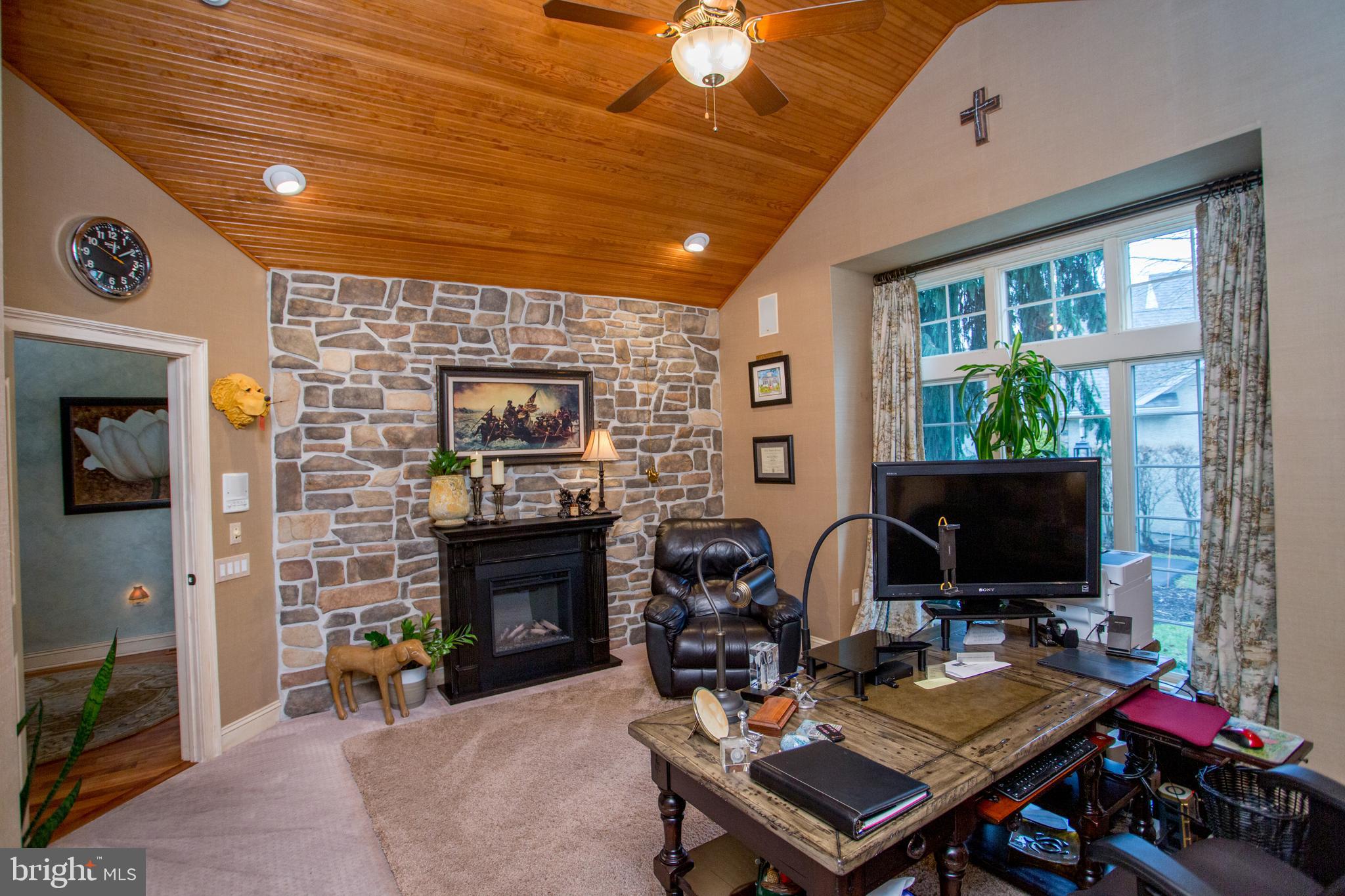 STONE RIDGE - Residential