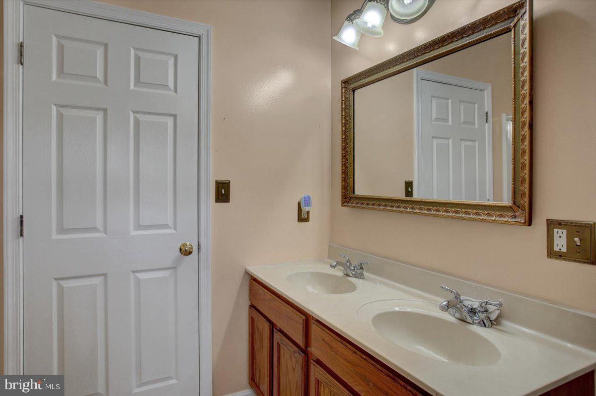 MELROSE MEADOWS - Residential