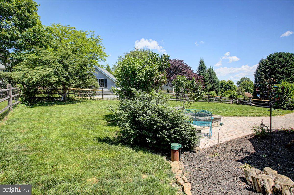 MELROSE MEADOWS - Residential