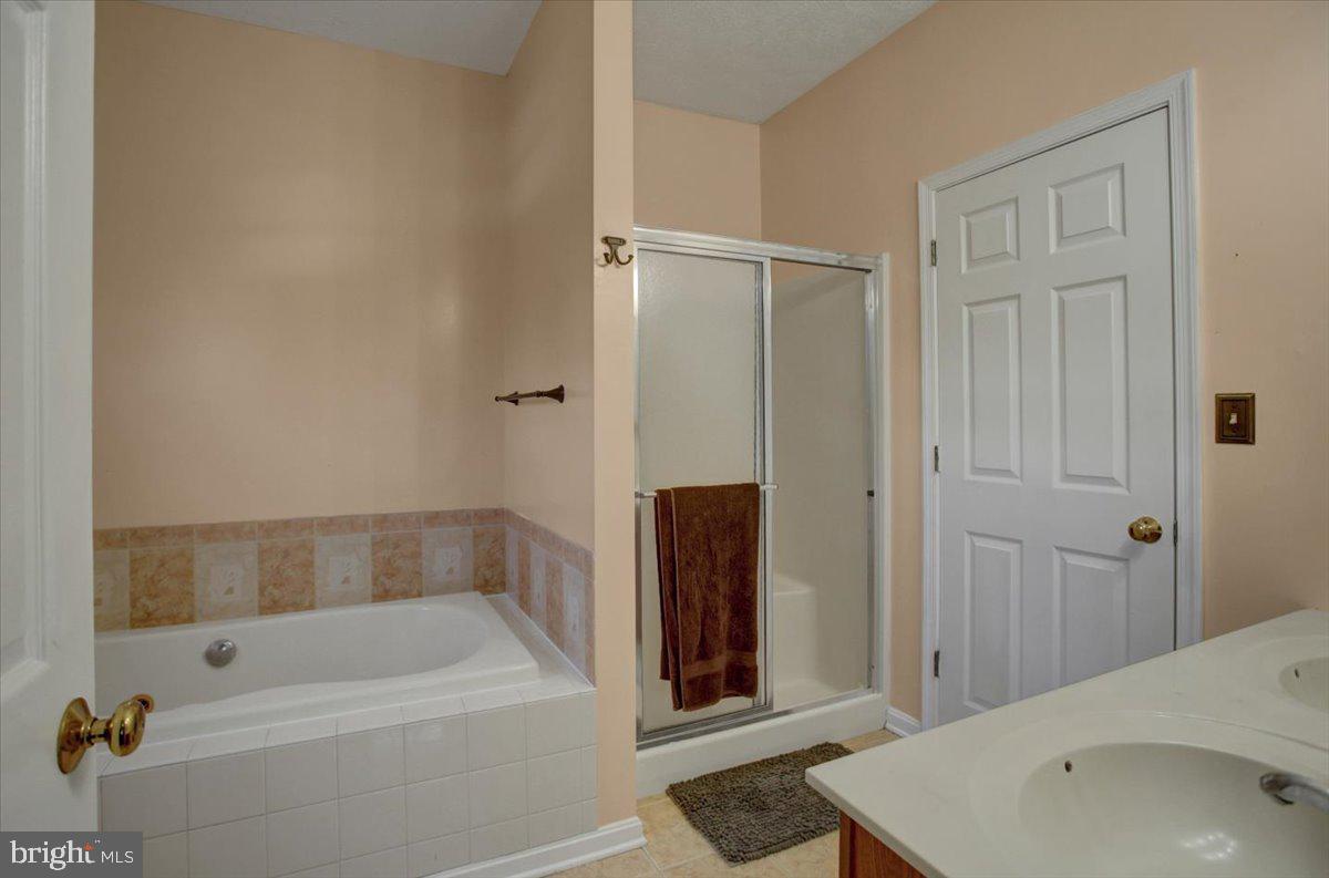 MELROSE MEADOWS - Residential