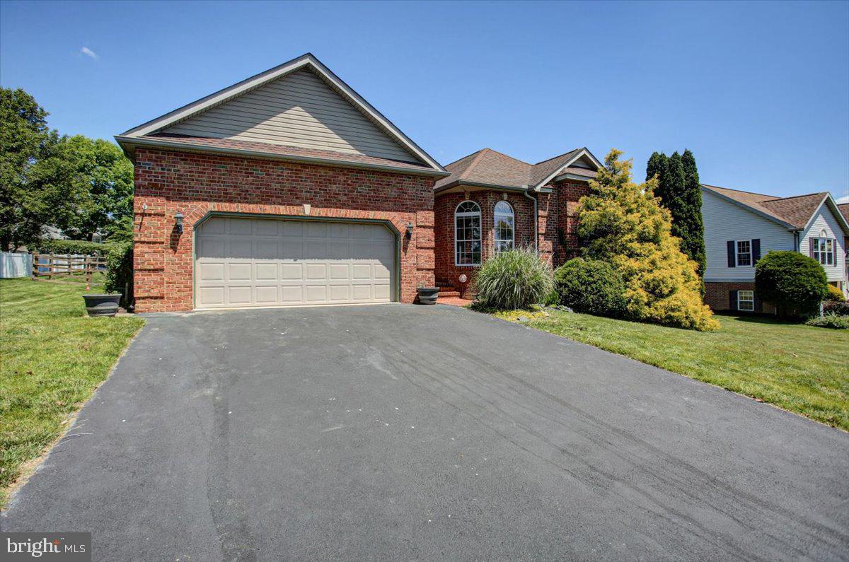 MELROSE MEADOWS - Residential