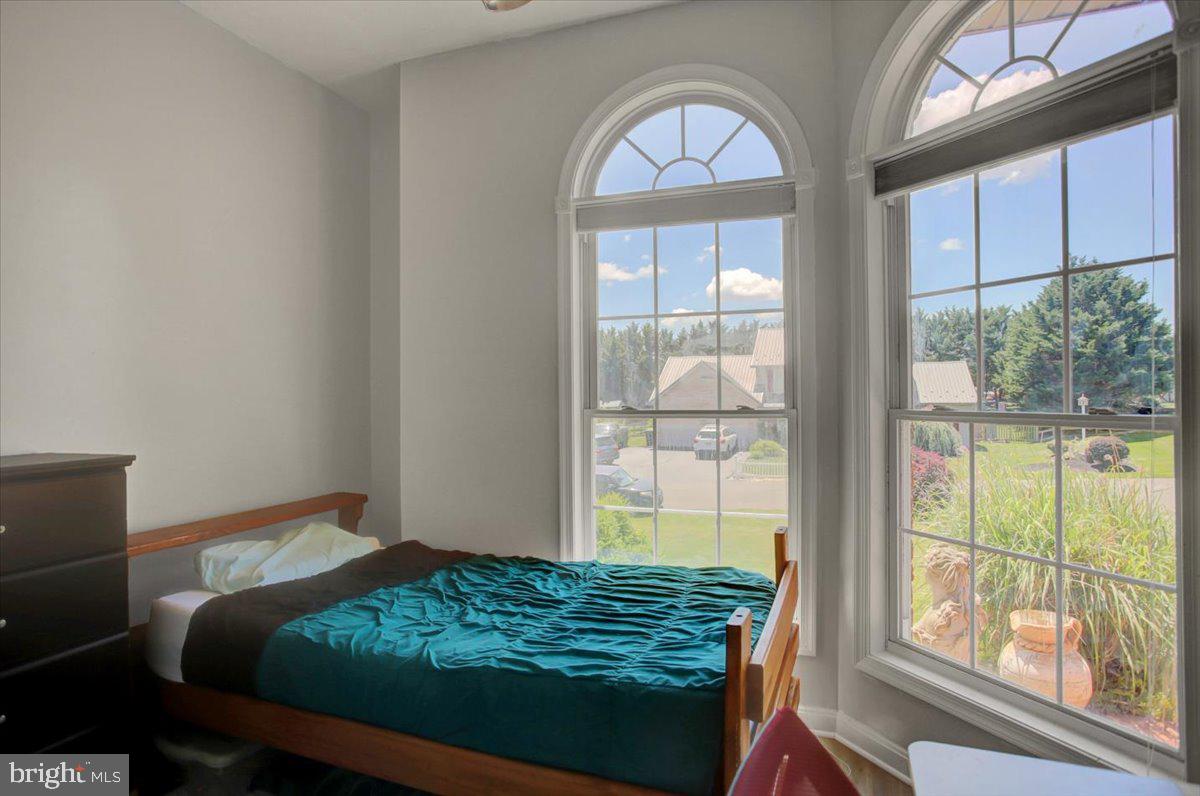 MELROSE MEADOWS - Residential
