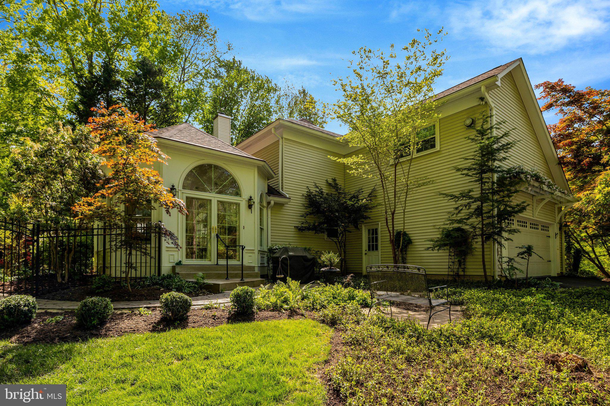 PINE RIDGE - Residential