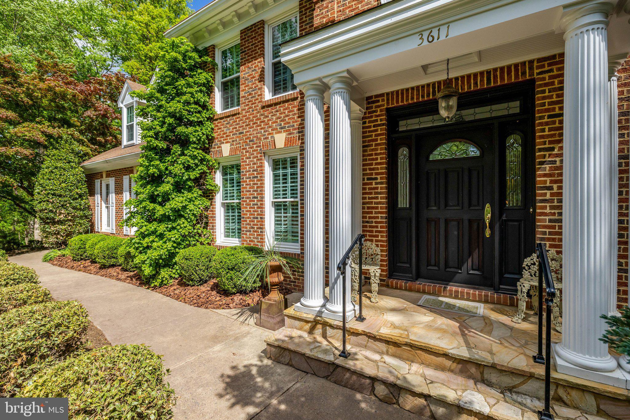 PINE RIDGE - Residential