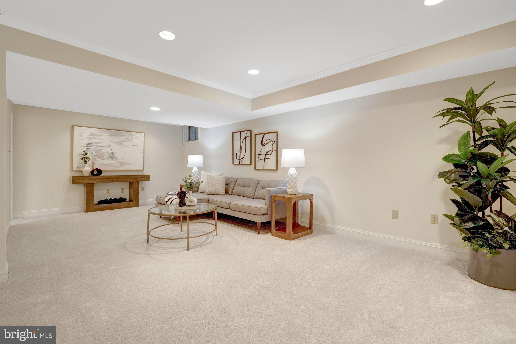 PINE RIDGE - Residential