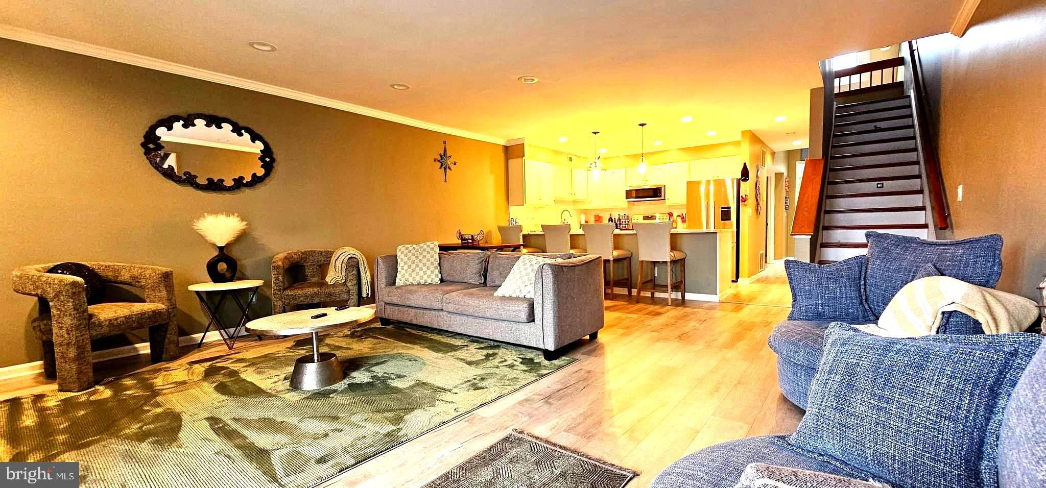 RIVER OAK - Residential