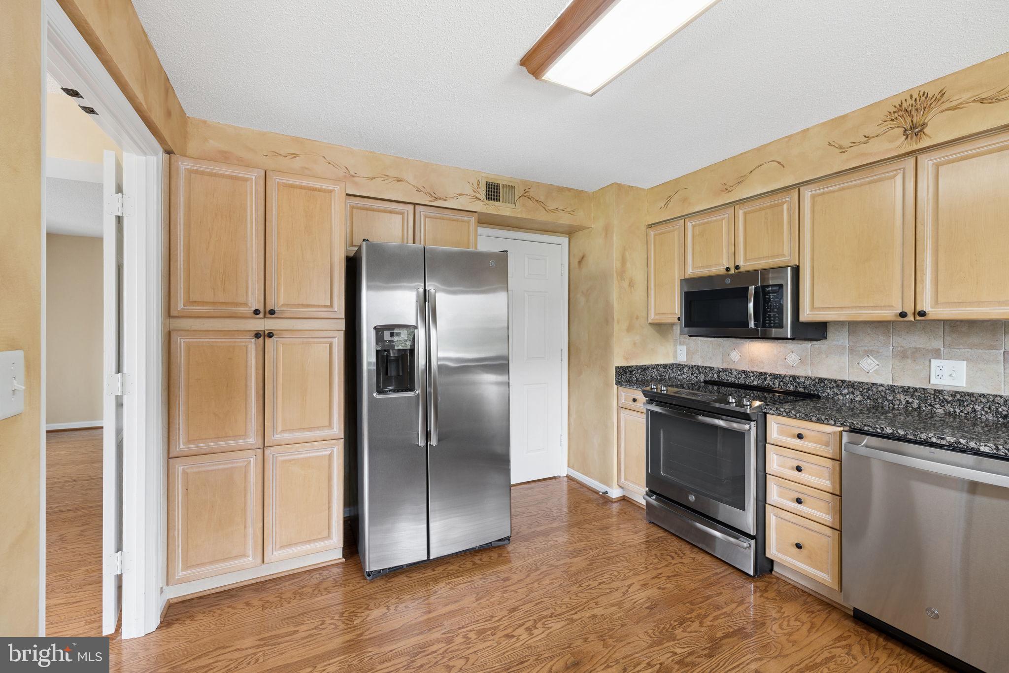 RIVERBEND LEISURE WORLD - Residential