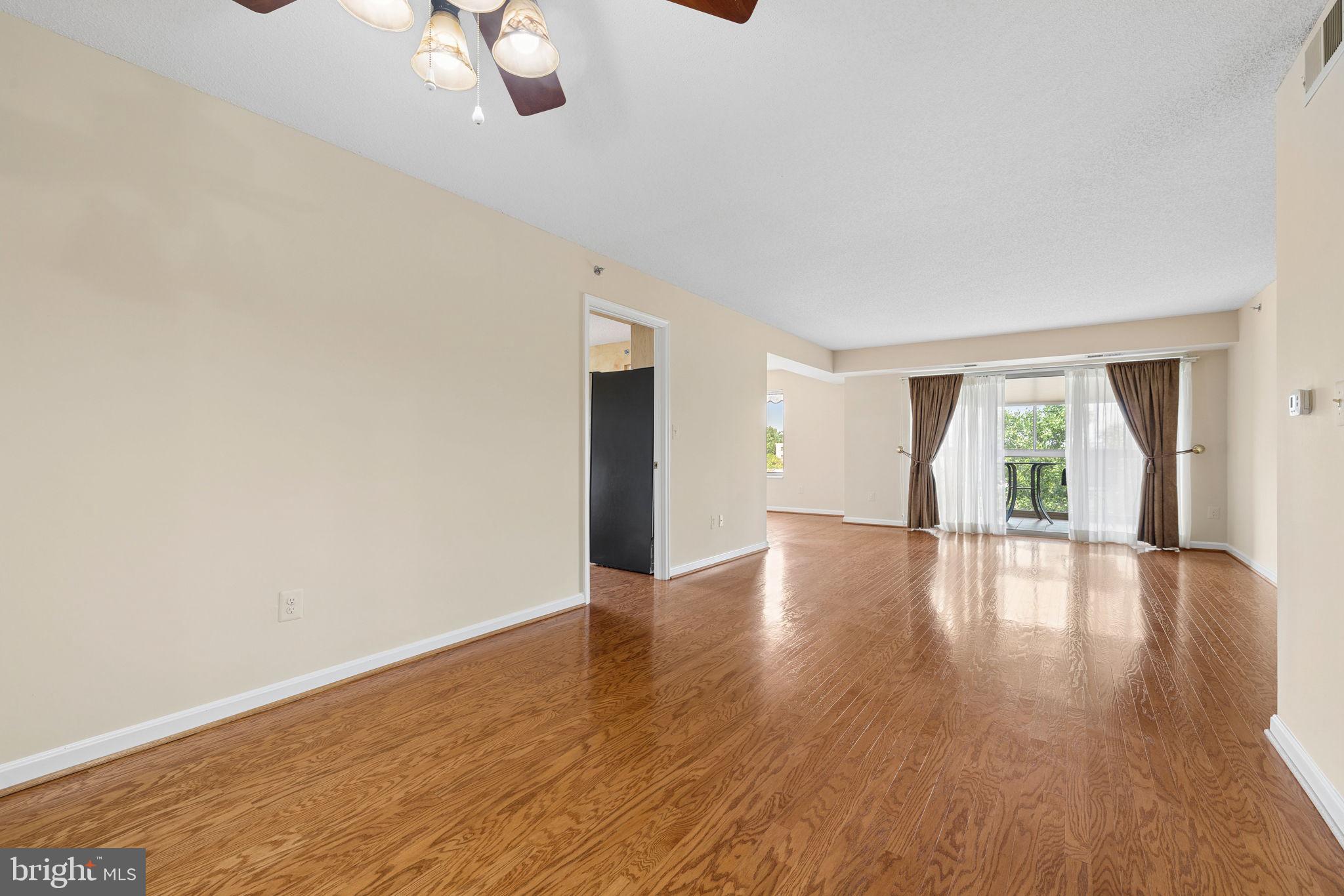 RIVERBEND LEISURE WORLD - Residential