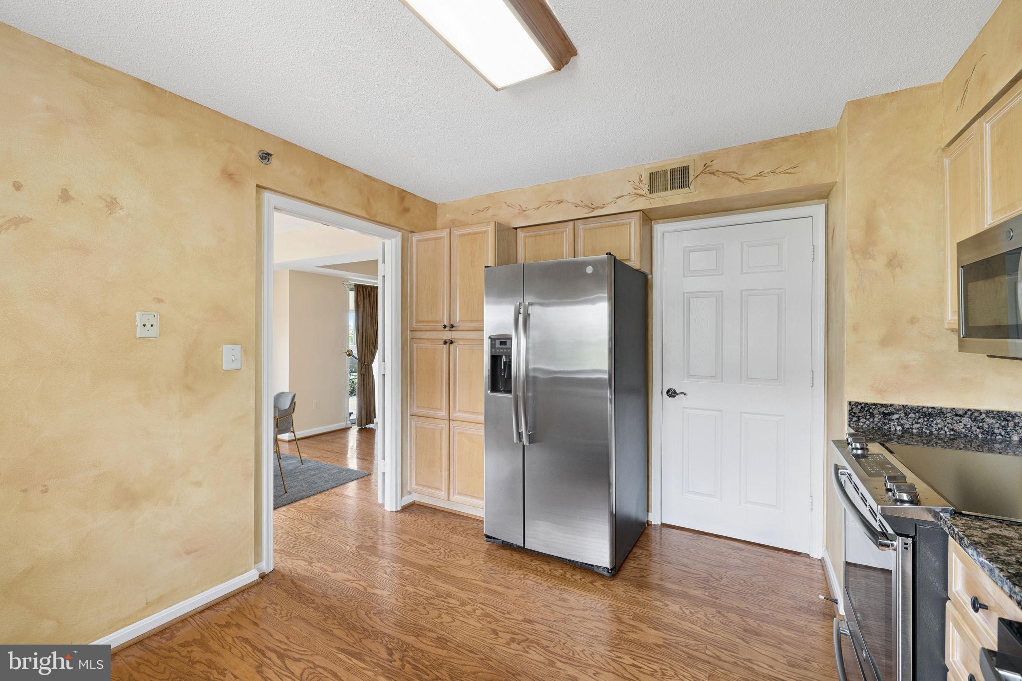RIVERBEND LEISURE WORLD - Residential