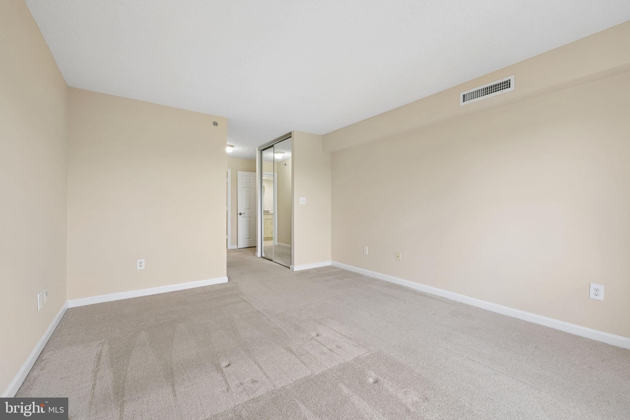 RIVERBEND LEISURE WORLD - Residential