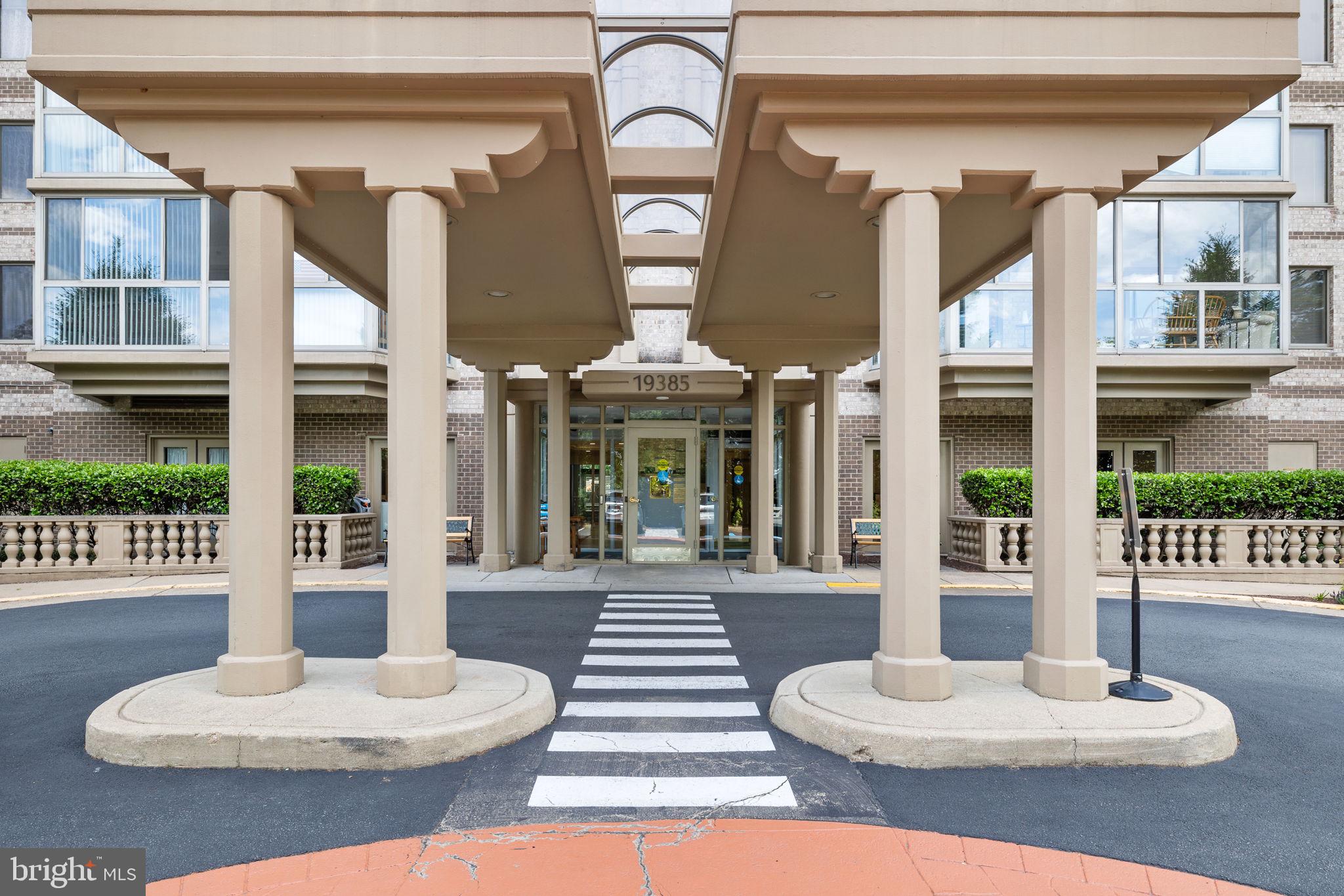 RIVERBEND LEISURE WORLD - Residential