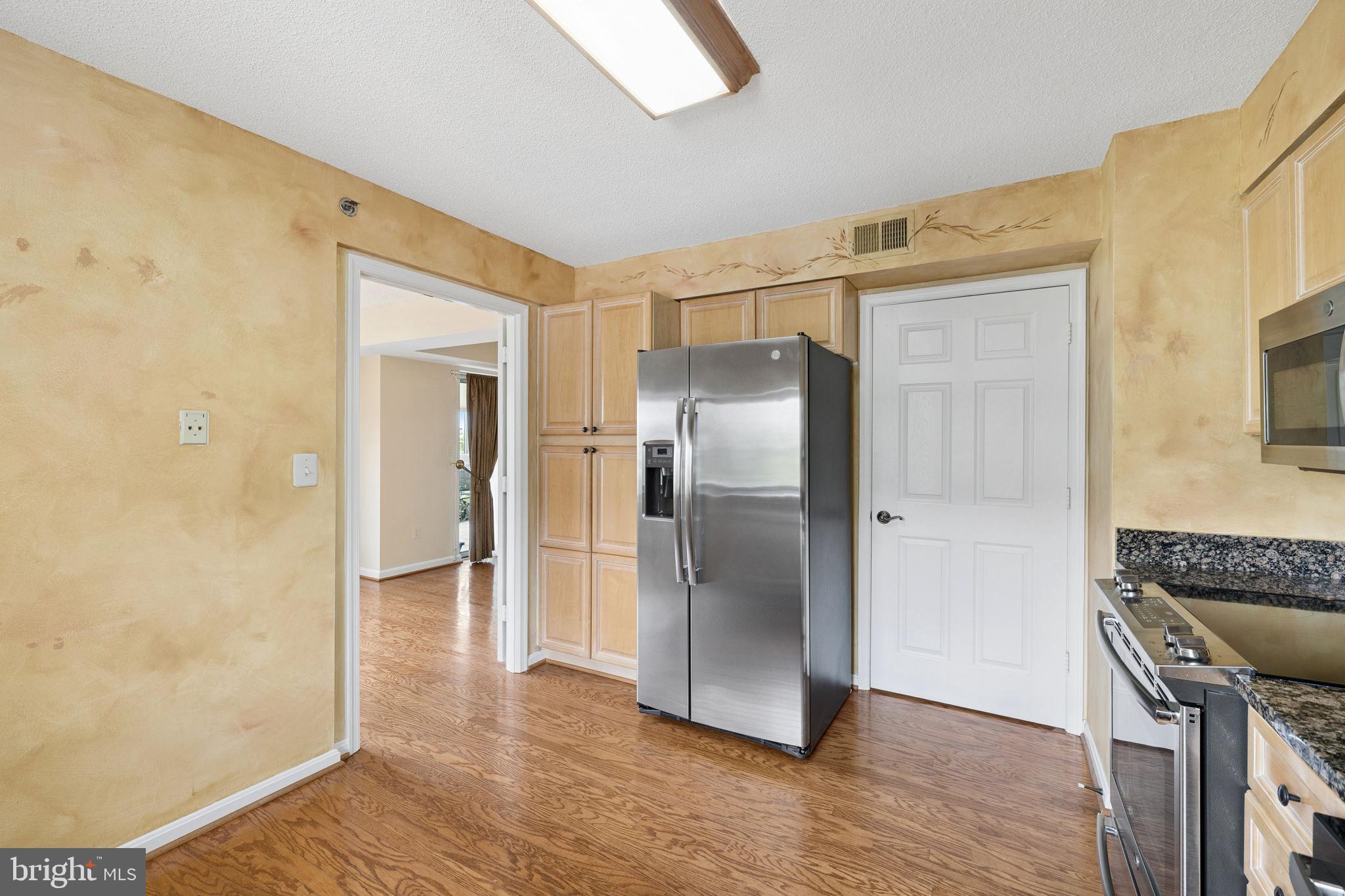RIVERBEND LEISURE WORLD - Residential