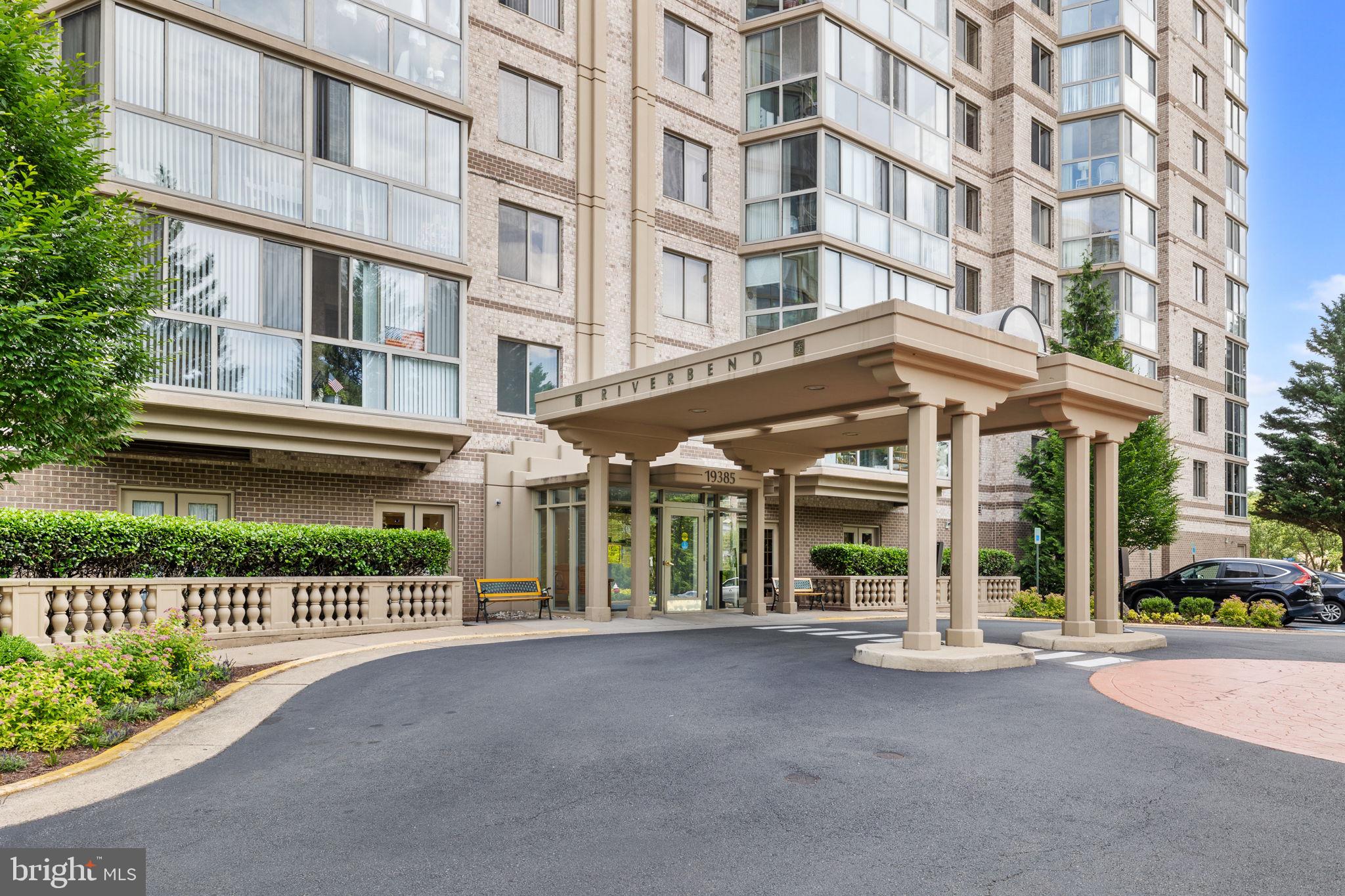 RIVERBEND LEISURE WORLD - Residential