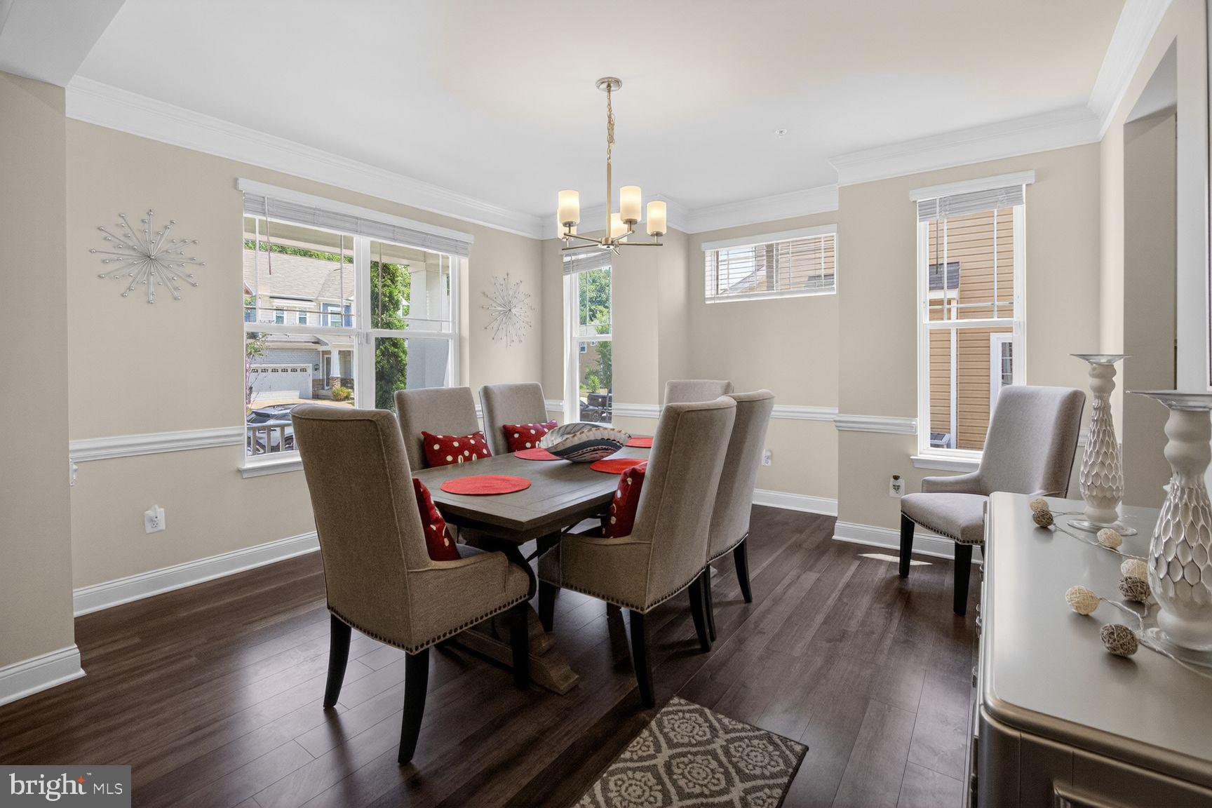 ST. CHARLES, GLENEAGLES SOUTH - Residential