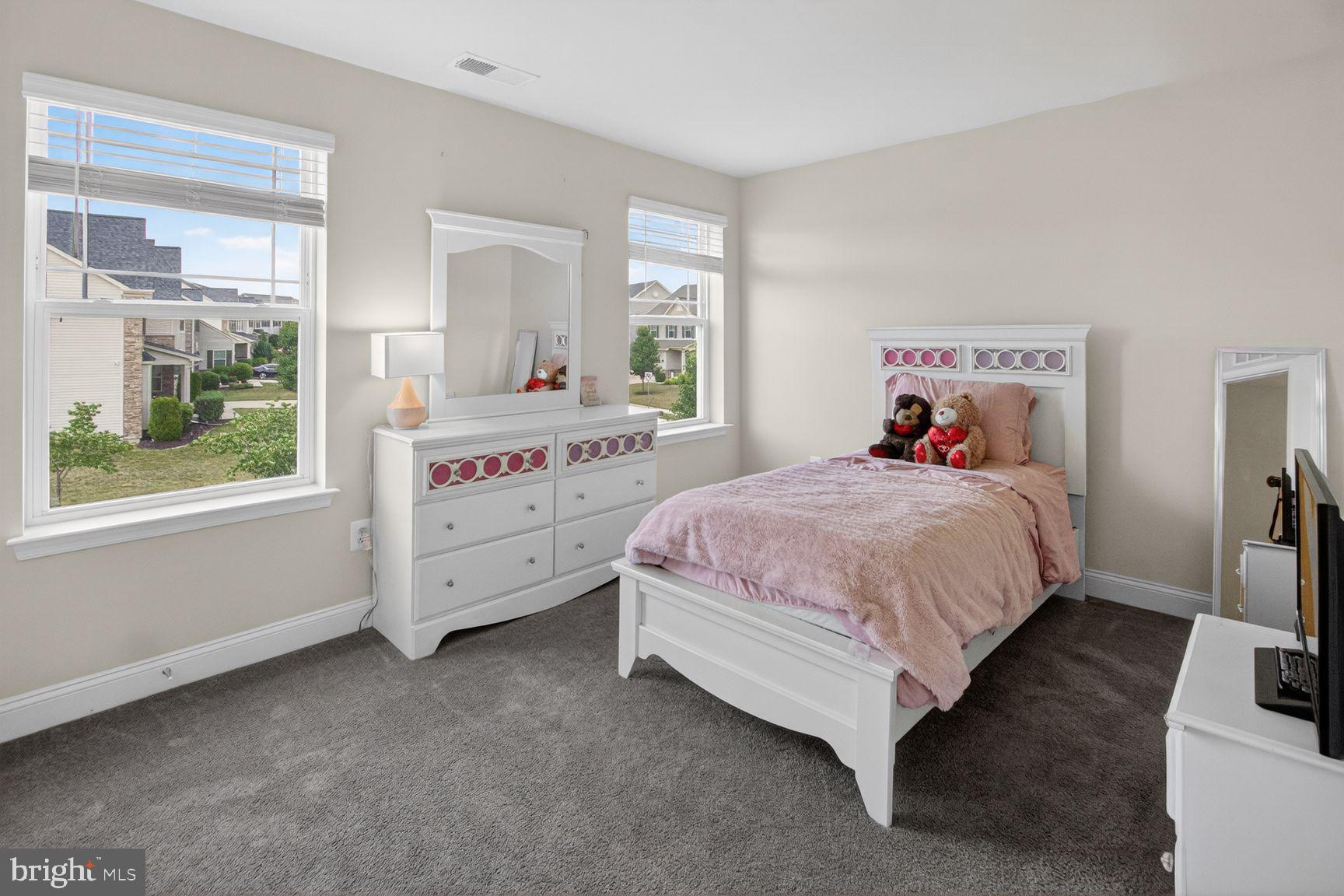 ST. CHARLES, GLENEAGLES SOUTH - Residential