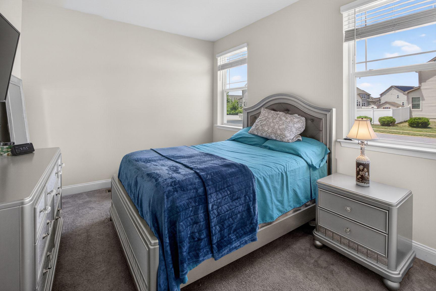 ST. CHARLES, GLENEAGLES SOUTH - Residential