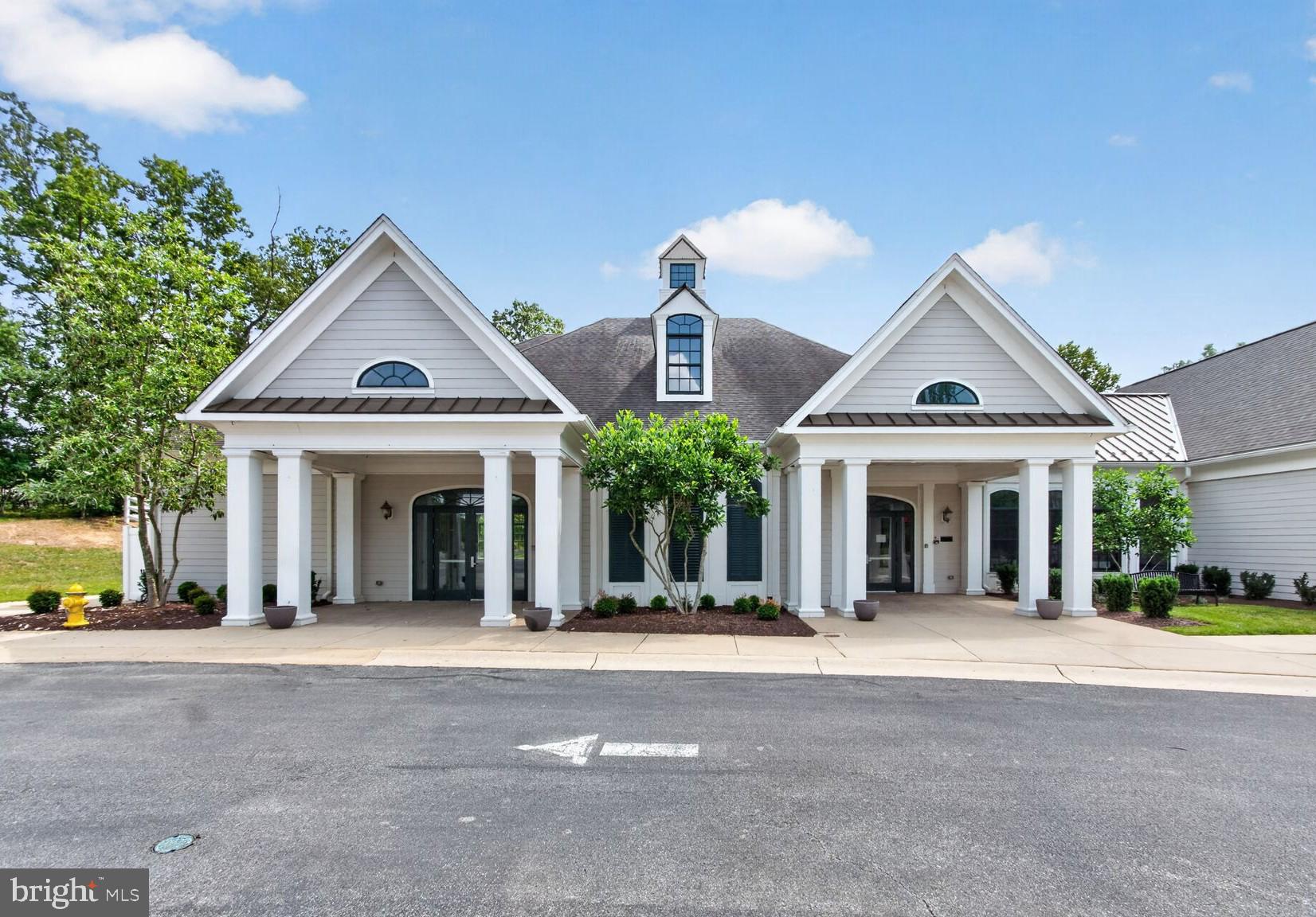 ST. CHARLES, GLENEAGLES SOUTH - Residential