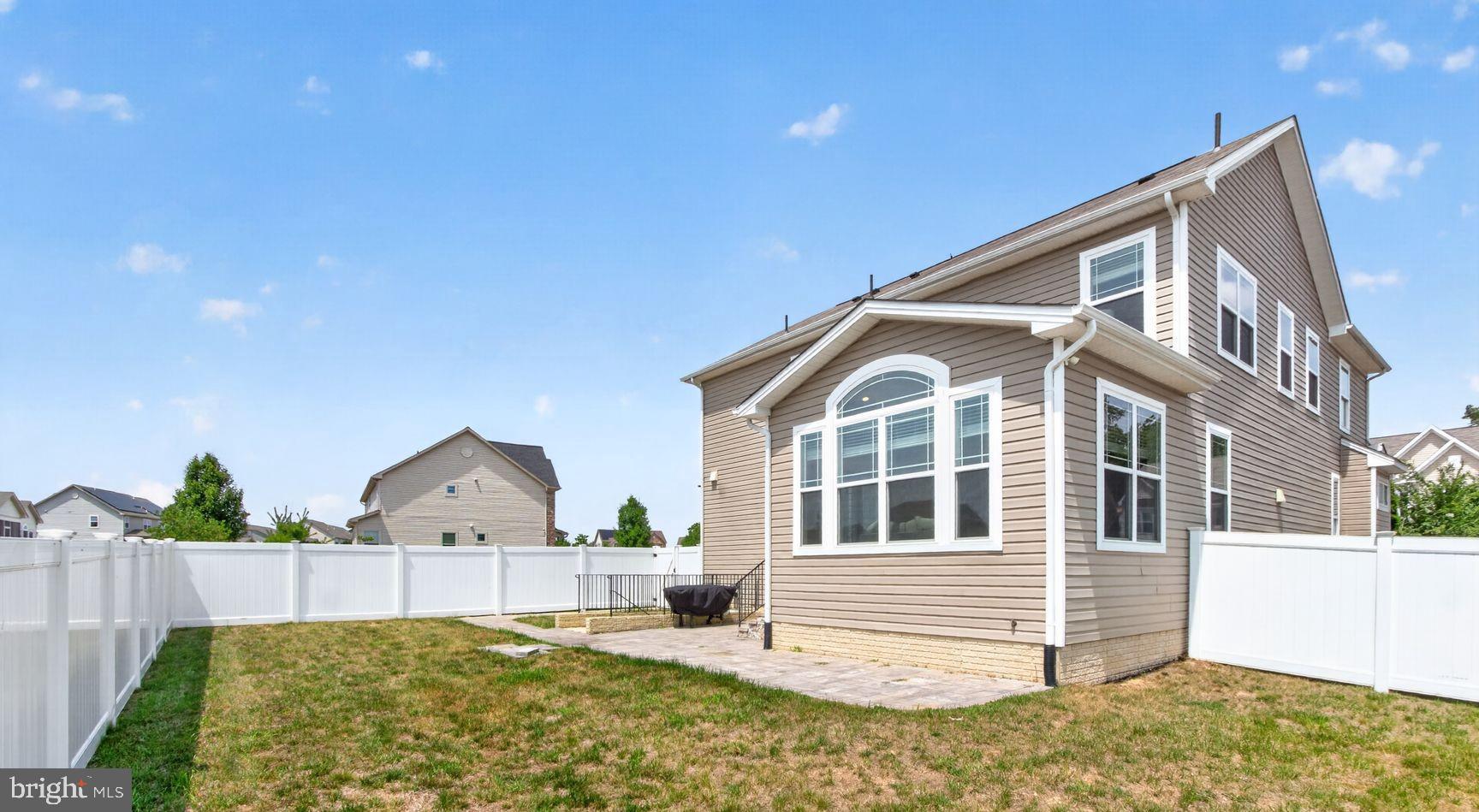 ST. CHARLES, GLENEAGLES SOUTH - Residential